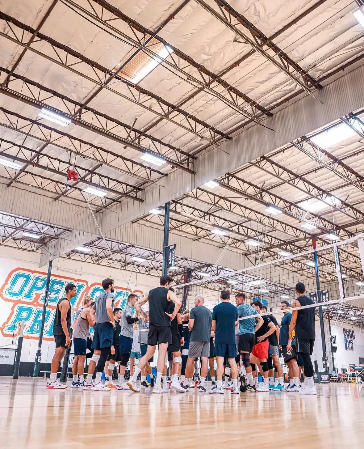 Best volleyball camp in San Diego County team training