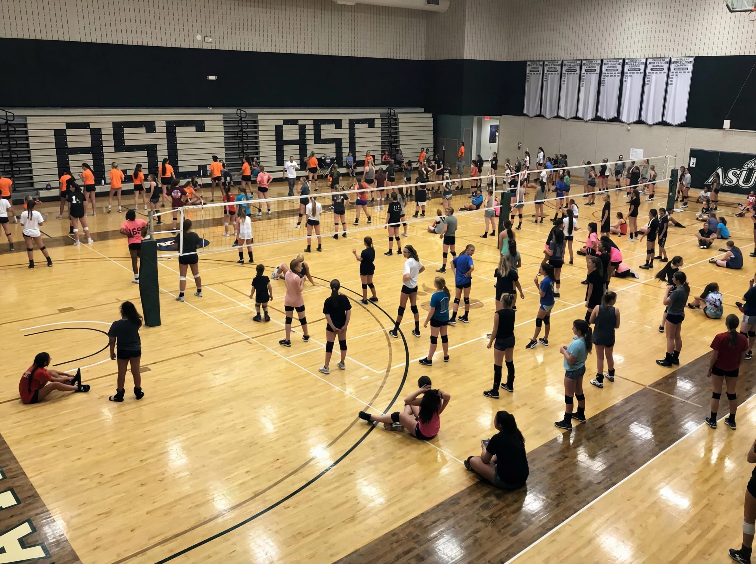 SDVA San Diego Volleyball Association training session in Encinitas