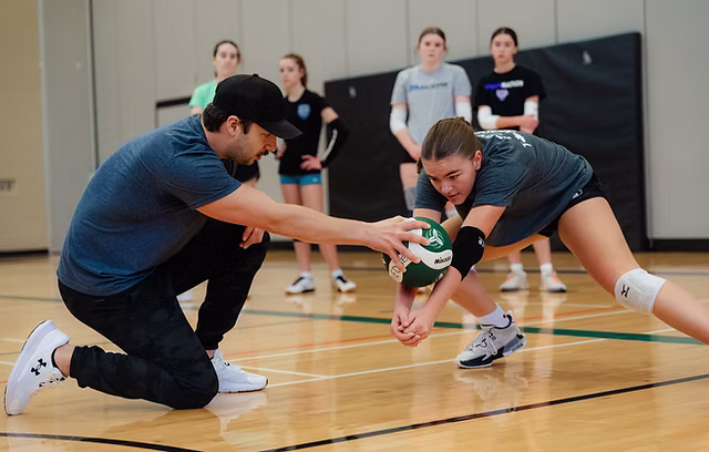 SDVA San Diego Volleyball Association private volleyball training session